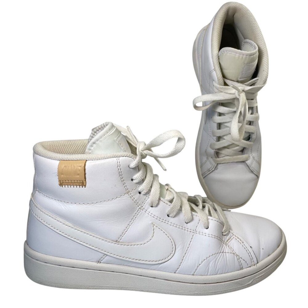 Nike Court Royale 2 Sneakers Womens 7.5 White Athletic Shoes Mid Top Sporty Gym